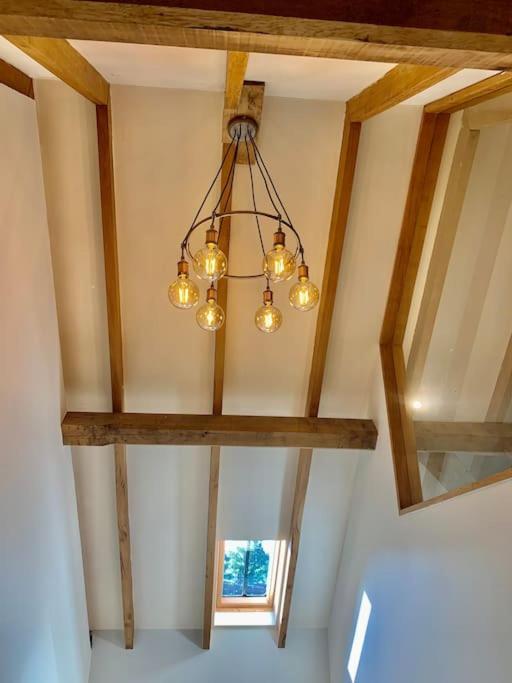 Coed Farm-Hot Tub-Sleeps 12-Near Brecon Vila Exterior foto