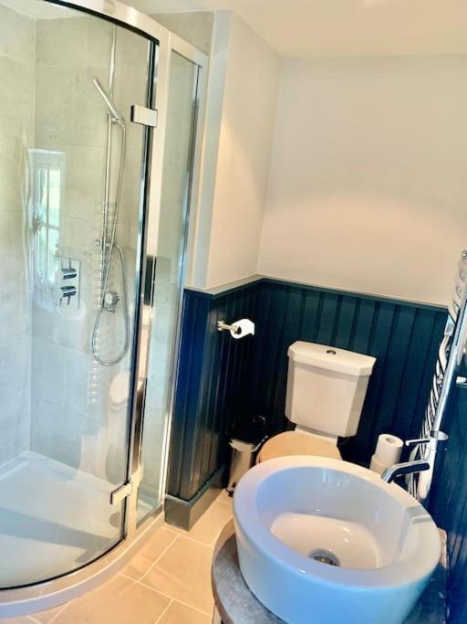 Coed Farm-Hot Tub-Sleeps 12-Near Brecon Vila Exterior foto