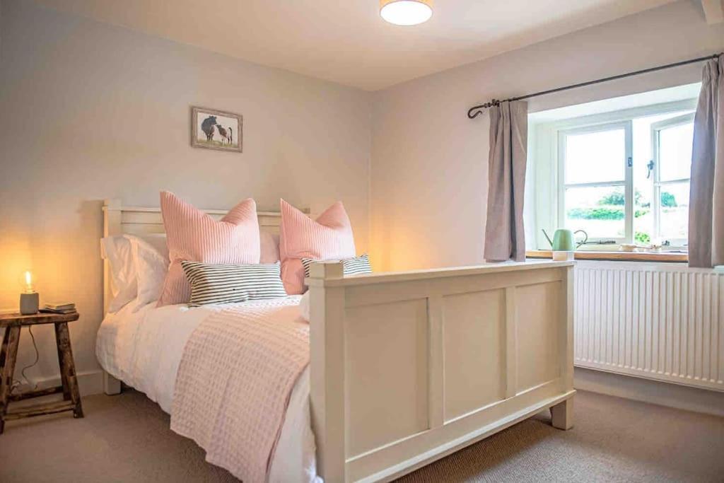 Coed Farm-Hot Tub-Sleeps 12-Near Brecon Vila Exterior foto