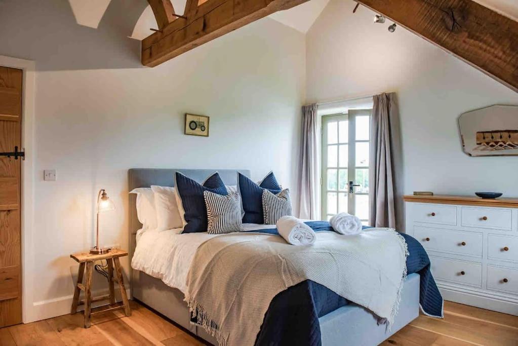 Coed Farm-Hot Tub-Sleeps 12-Near Brecon Vila Exterior foto
